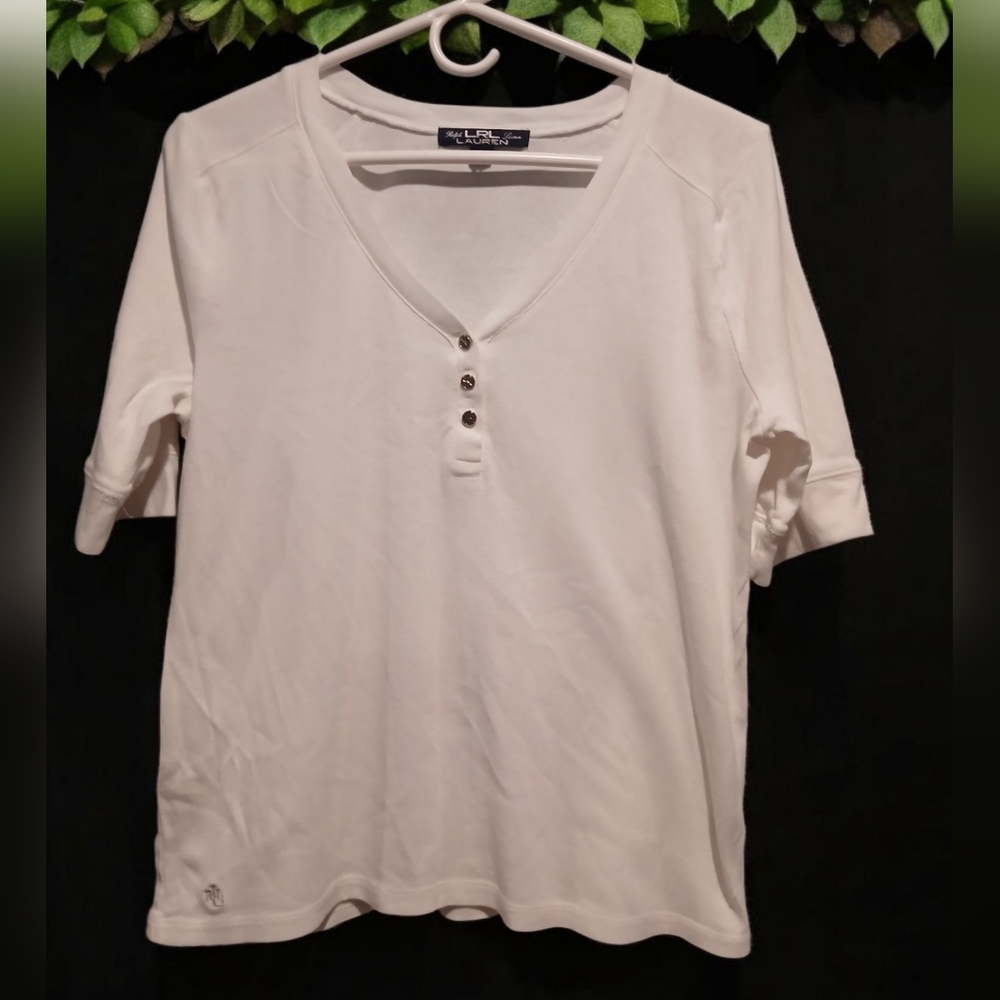 Ralph Lauren Black Label White Henley Tshirt Womans size Medium Preppy